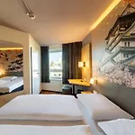 Dusseldorf-hbf Hotel *