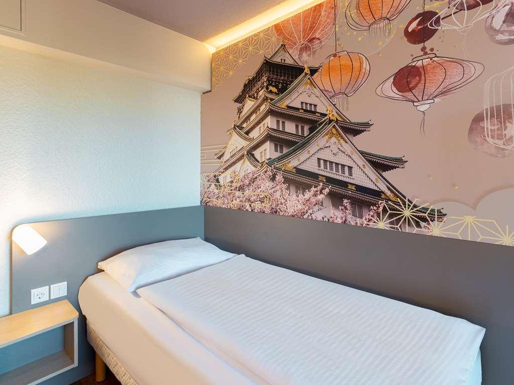 Dusseldorf-hbf Hotel