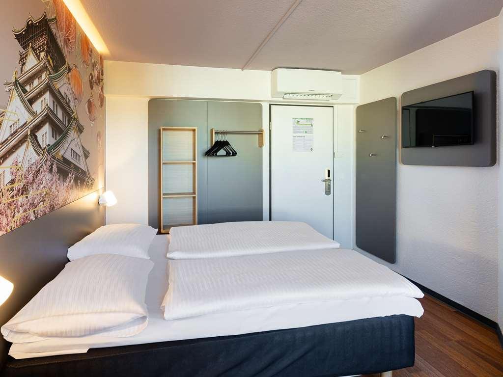 Dusseldorf-hbf Hotel